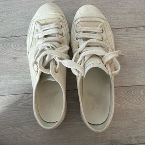 Gucci White/off white canvas/leather sneaker US size 11.5 (used)